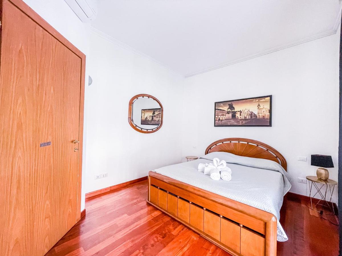 Myhouse Inn Porta Nuova - Affitti Brevi Italia Turim Exterior foto